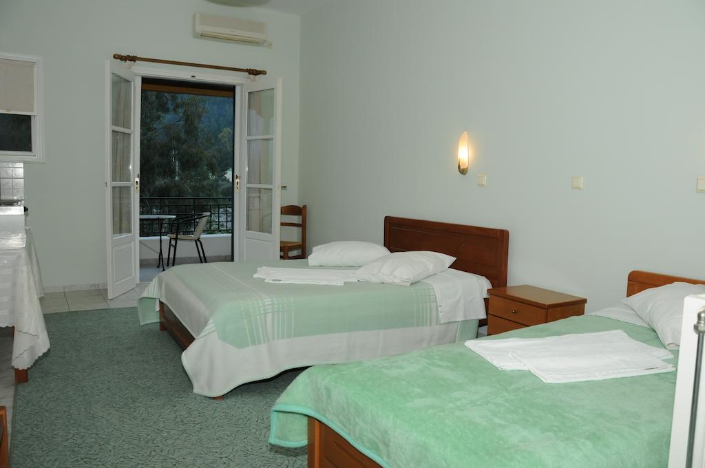 Costa-Rini Hotel Leonidio Luaran gambar